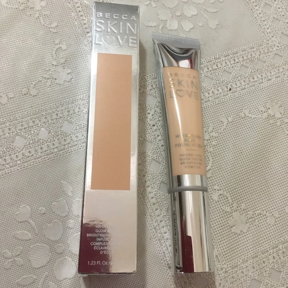 🆕 Becca Skin Love Weightless Foundation -Linen
